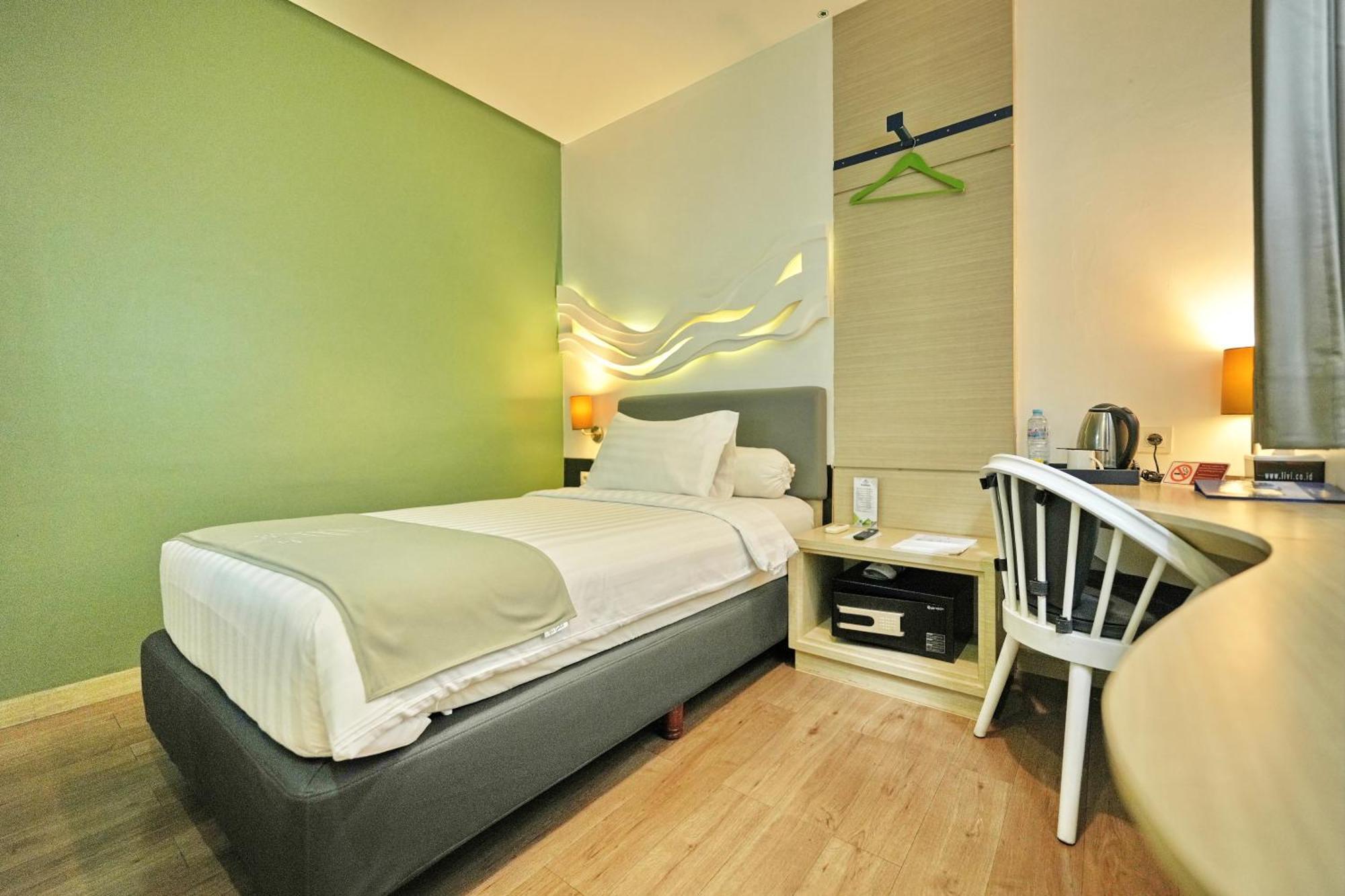 Bonnet Hotel Surabaja Zewnętrze zdjęcie