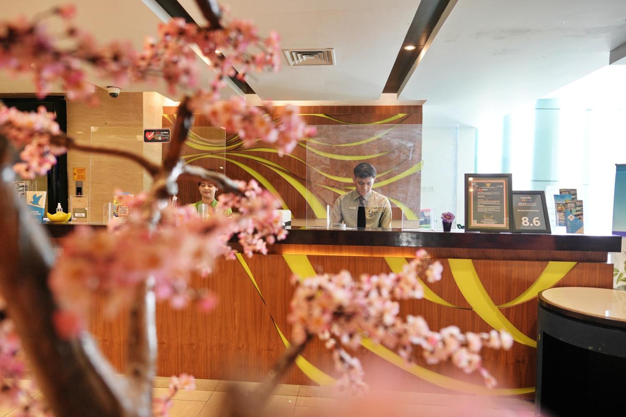 Bonnet Hotel Surabaja Zewnętrze zdjęcie