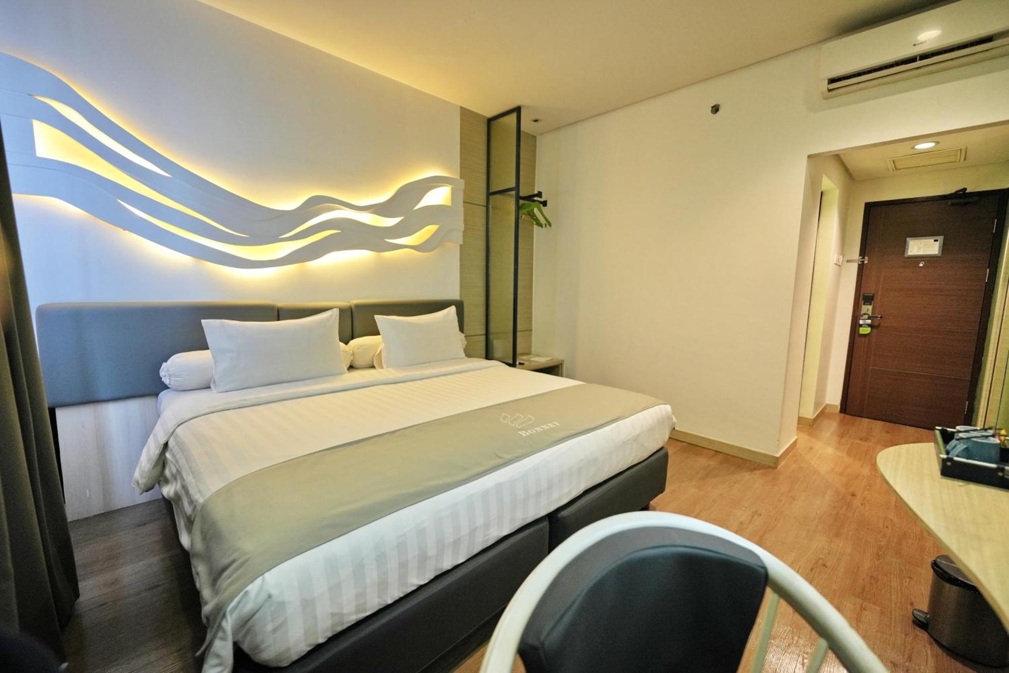 Bonnet Hotel Surabaja Zewnętrze zdjęcie
