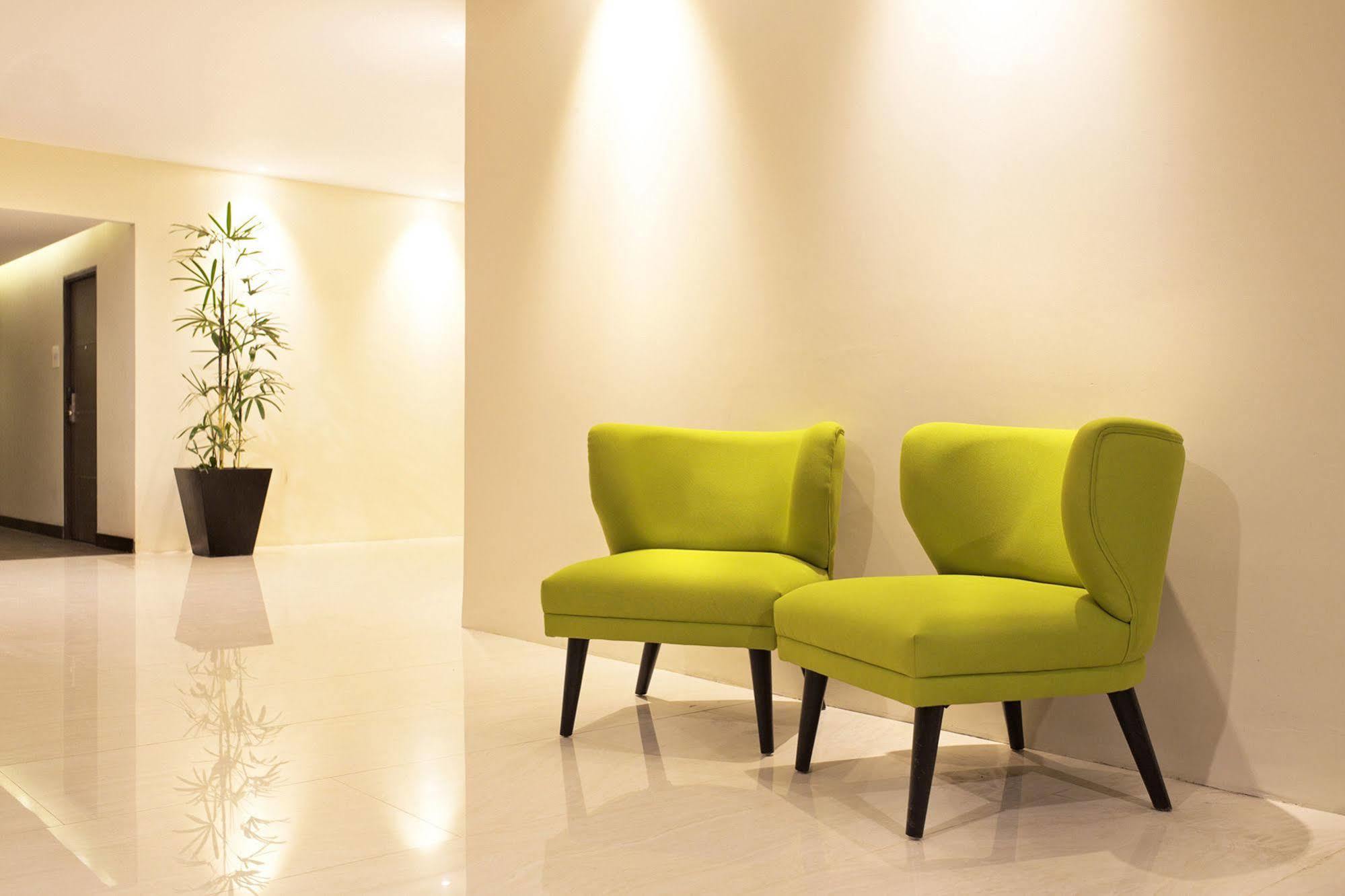 Bonnet Hotel Surabaja Zewnętrze zdjęcie
